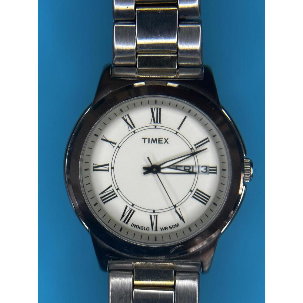 Timex Men's Indiglo 2 Tone Steel Watch Day Date Indicator Water Resistant 50M - Picture 1 of 8